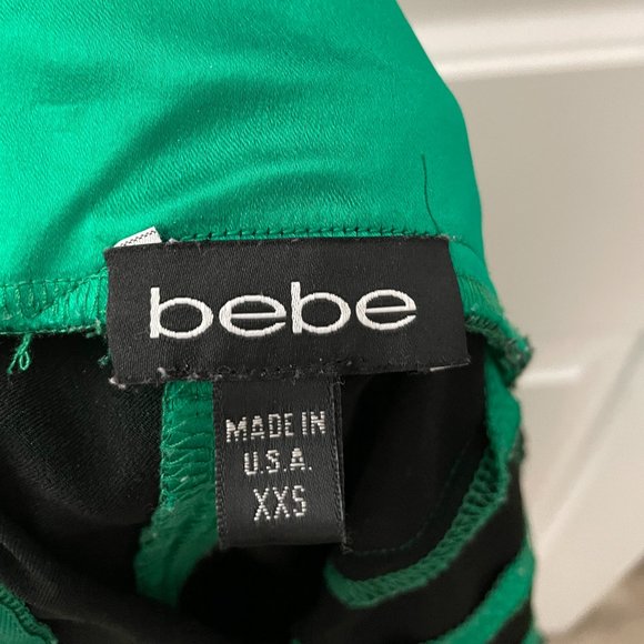 Green satin strapless BEBE dress - Picture 5 of 7